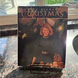 Martha Stewart's vintage 1989 Christmas entertaining, decorating and giving book